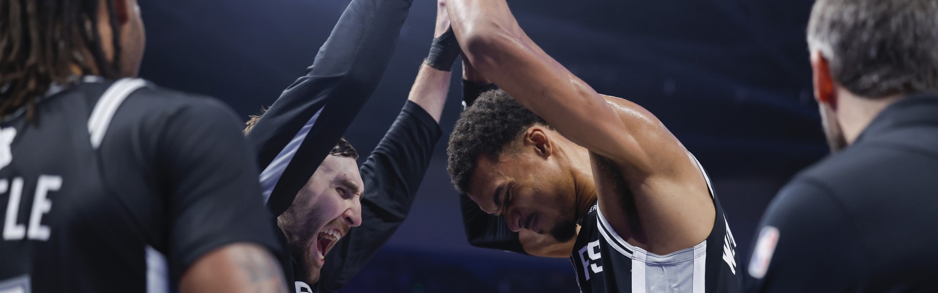 pp电子官方网站-科内特：与文班一起打球很有趣 教练觉得这样安排合适就行