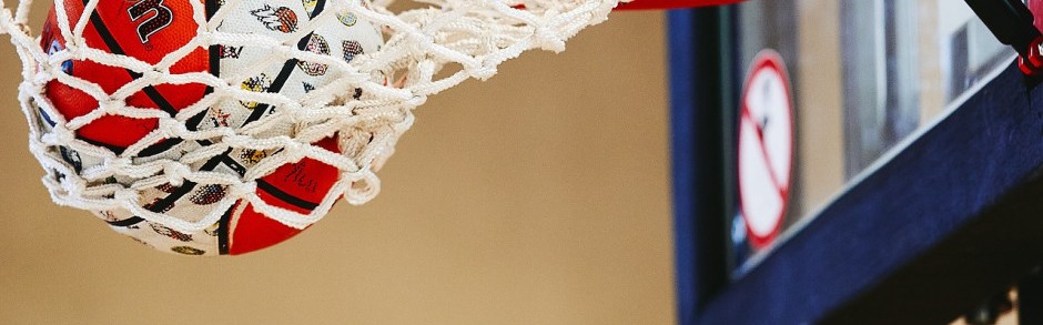 姚基金官宣慈善赛国内球星：王哲林吴前小丁3MVP领衔 对决布朗库兹马