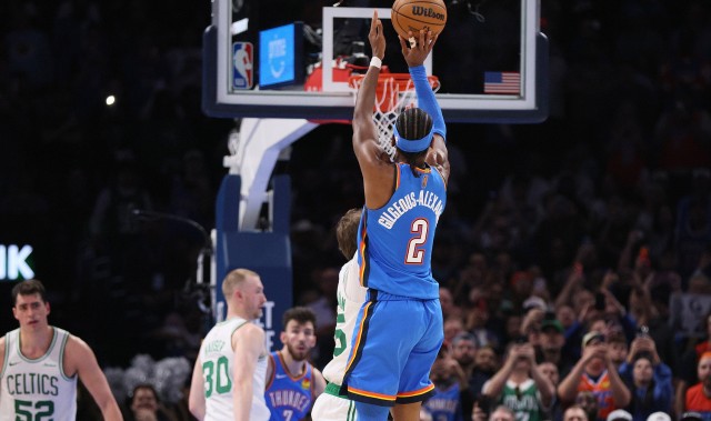 pp电子APP-一代版本一代神！SGA连续127场20+ 打破历史无需花里胡哨只需实用