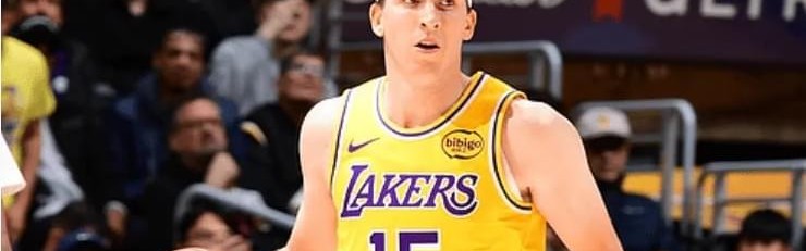 pp电子APP-湖人卡位战取胜四喜临门，24+6后卫驱除心魔，横扫老冤家靠一秘诀