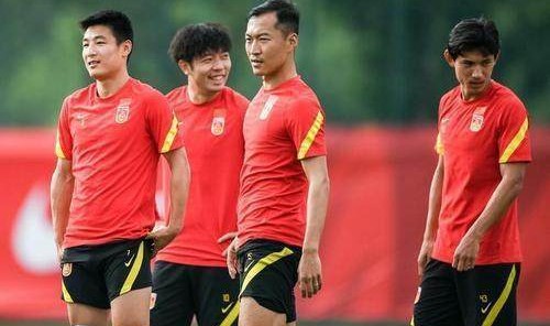 pp电子官方网站-国足VS越南首发：张玉宁联袂武7艾克森 张琳芃复出